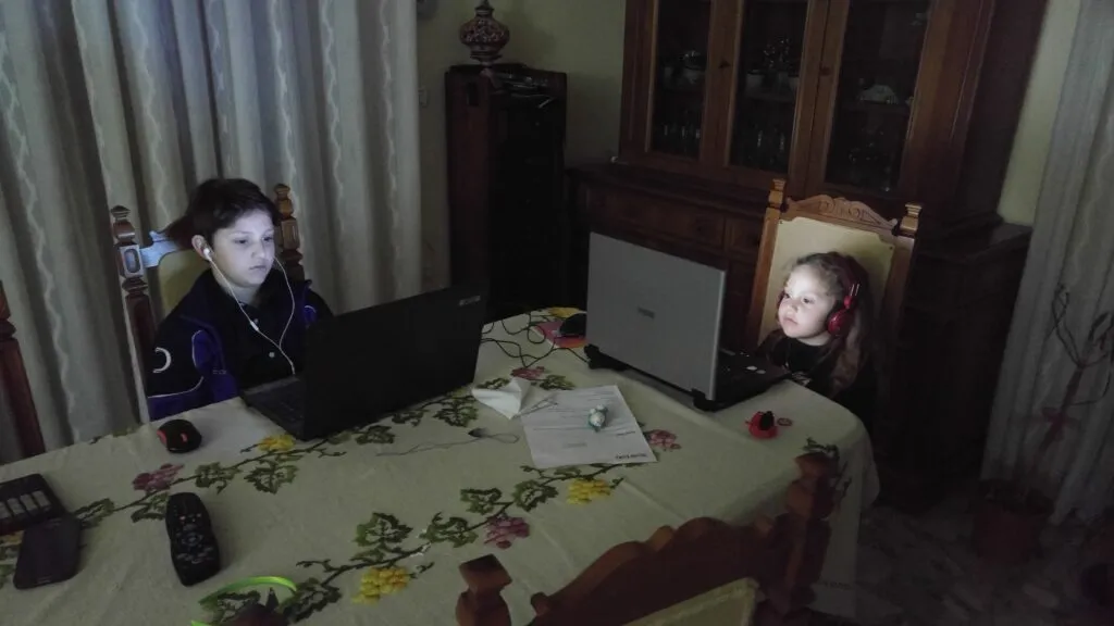 Eugenio e Francesca al computer