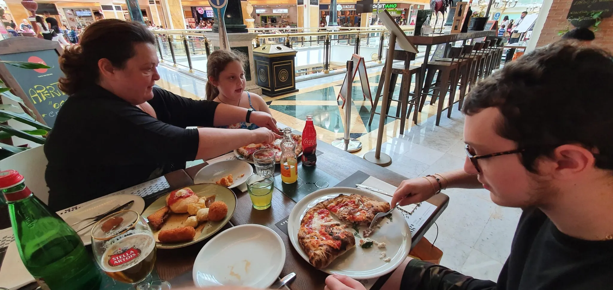 fantastici 4 al centro commerciale Euroma2