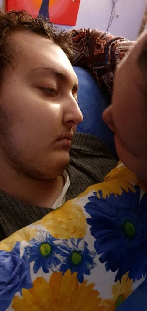 Giuseppina bacia Eugenio