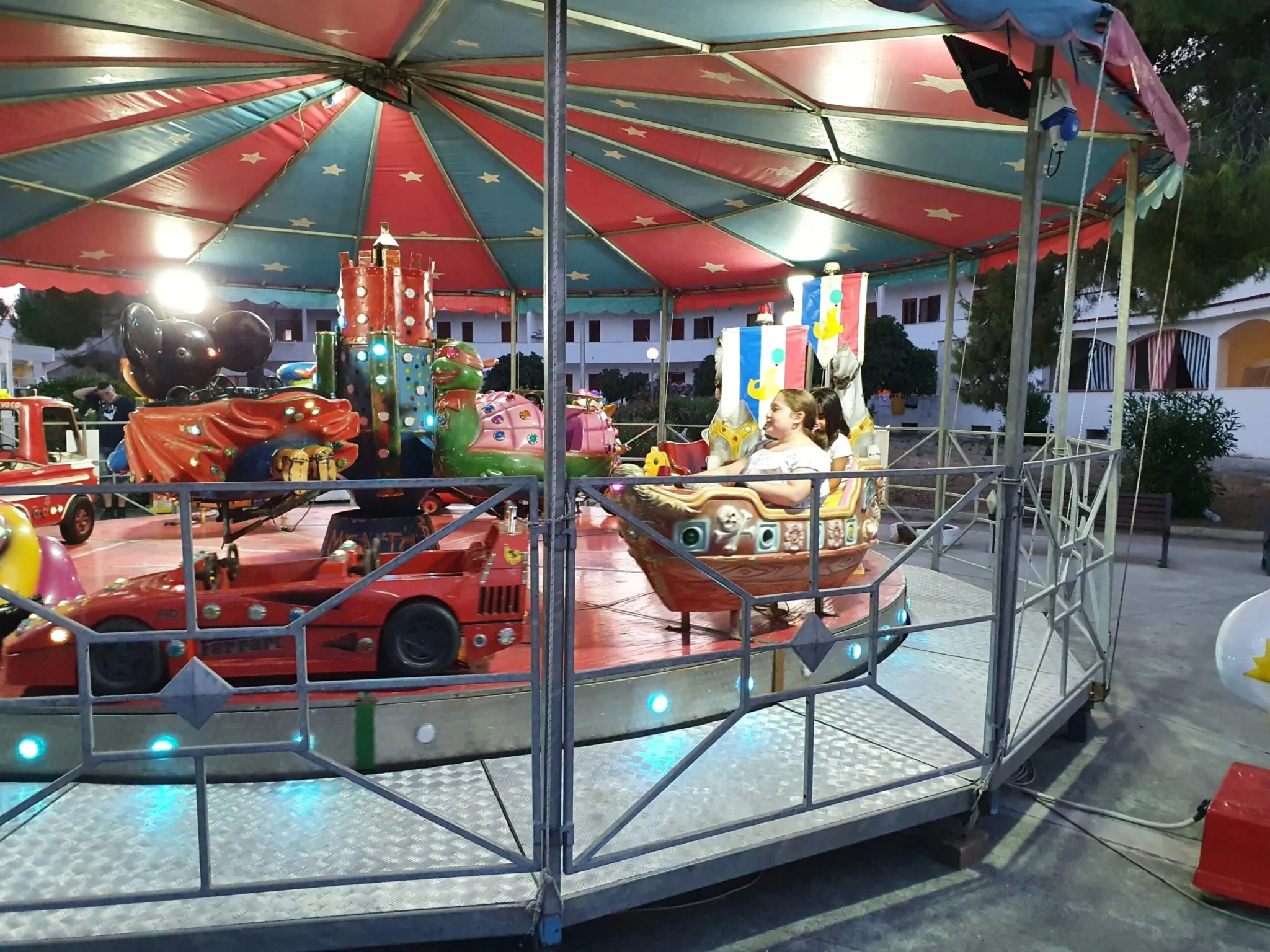 giostrina a Lido del Sole