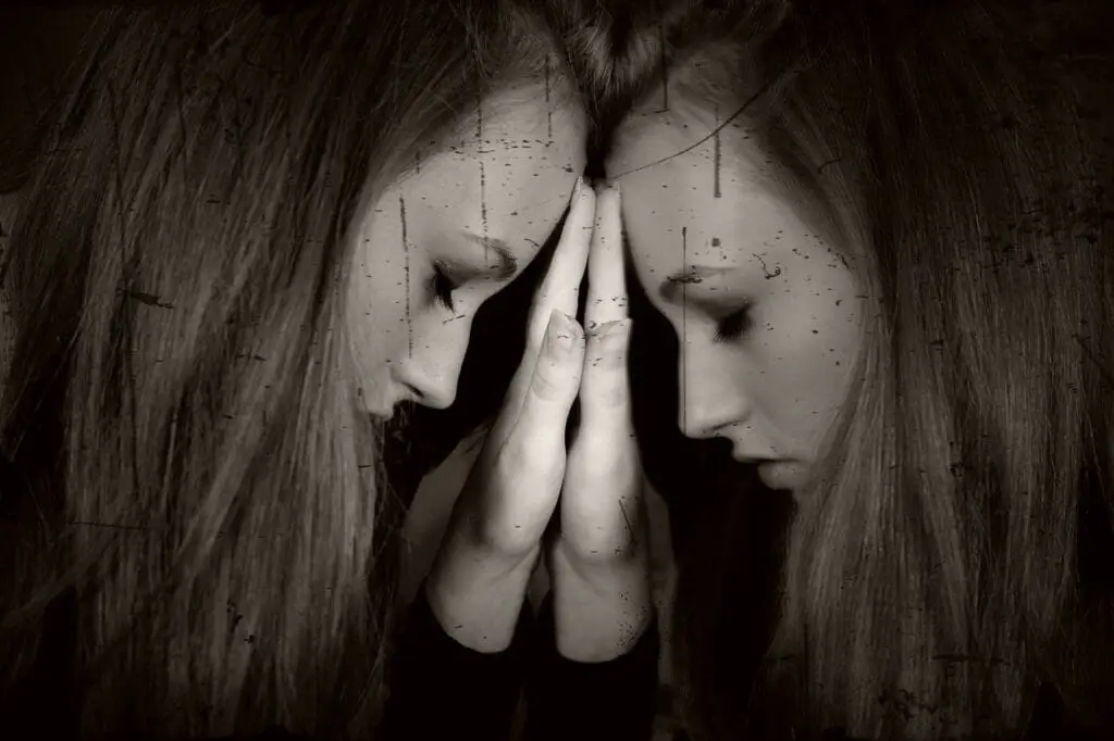 girl, feelings, solitude, solitudine, sola