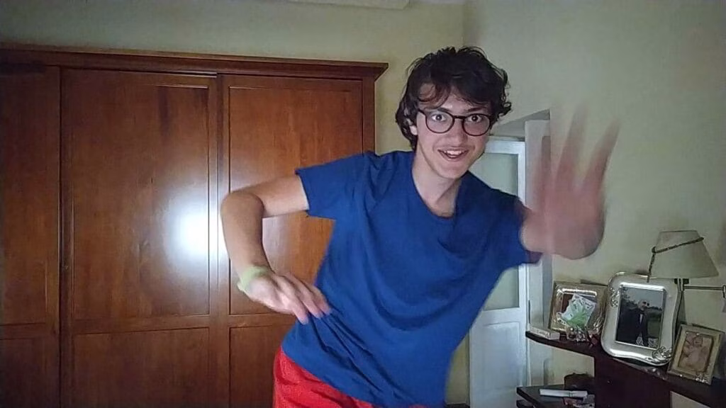 Eugenio balla sul lettone