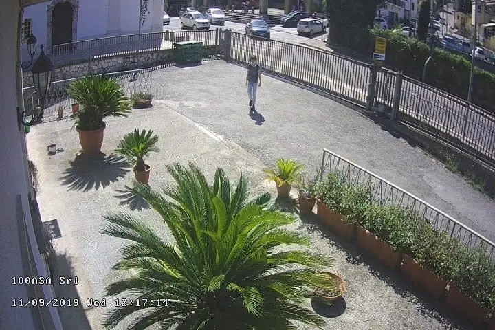 Eugenio torna da scuola