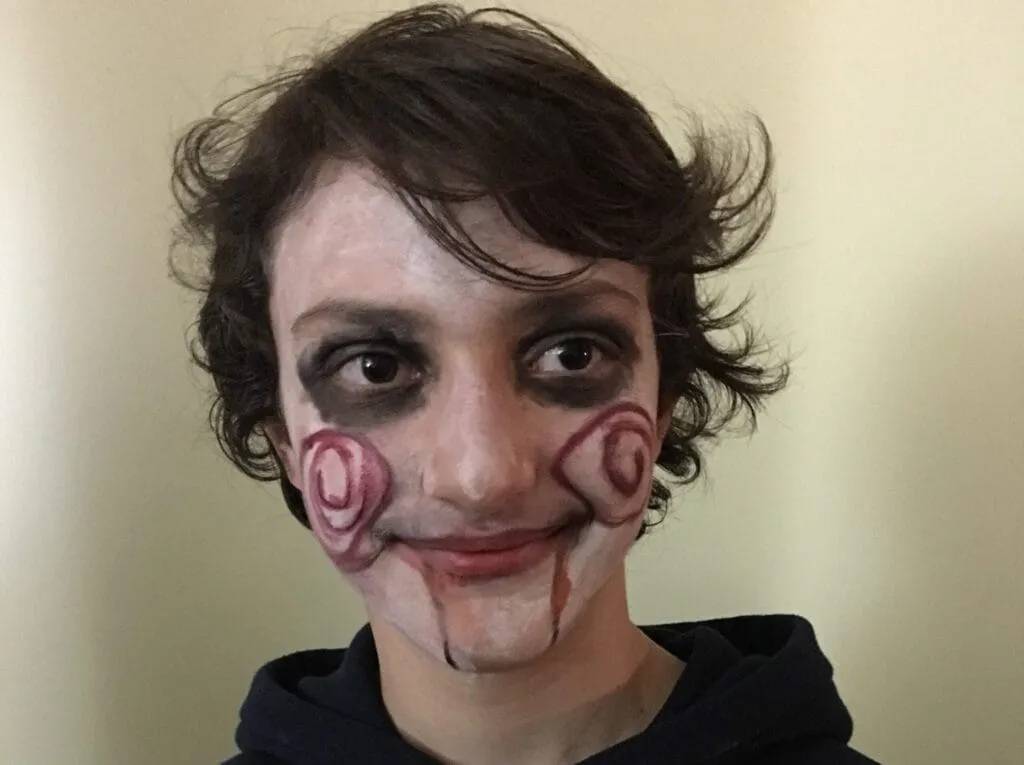 primo piano Eugenio truccato per halloween