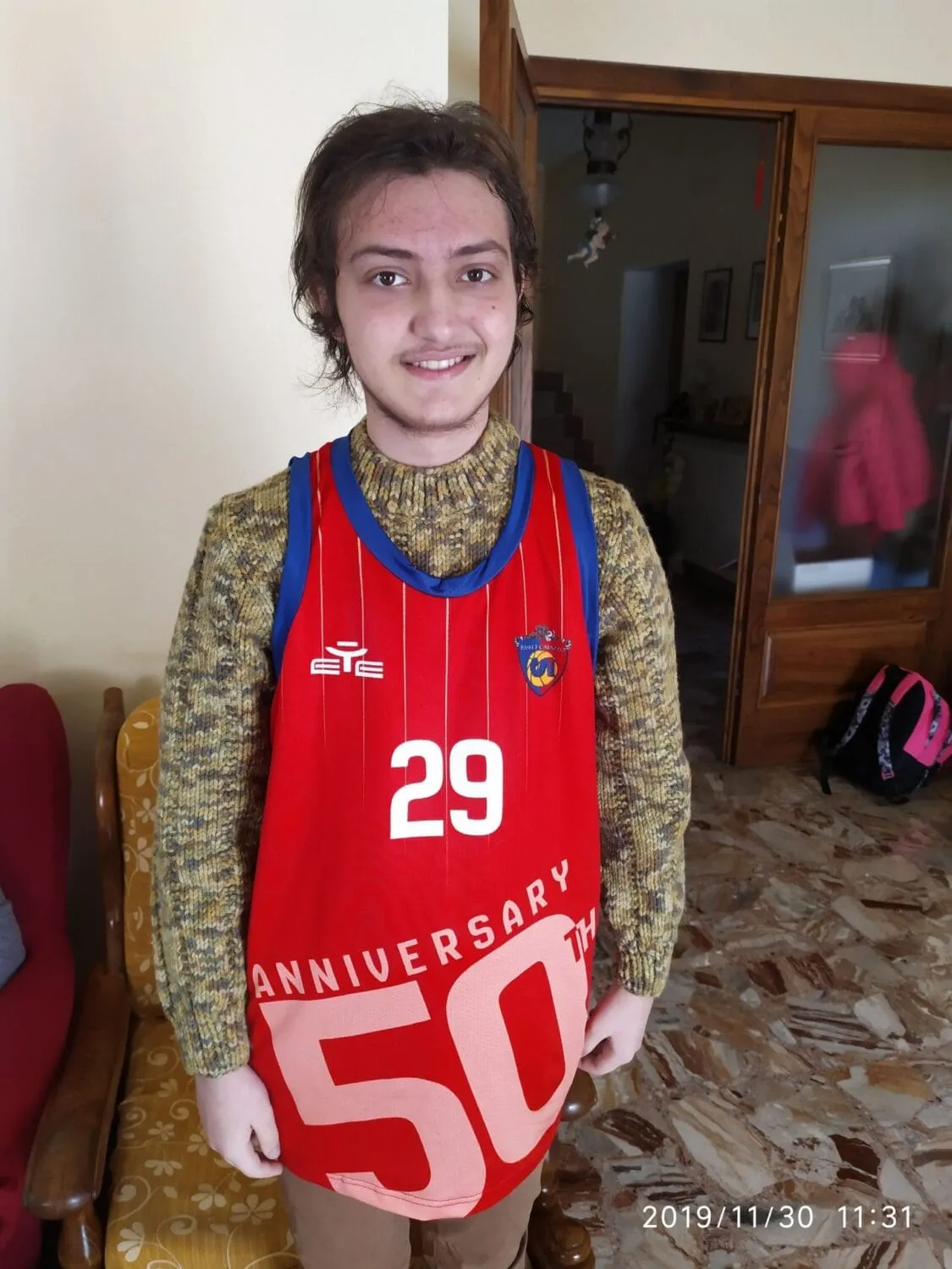 Eugenio con la casacca anniversario CSI