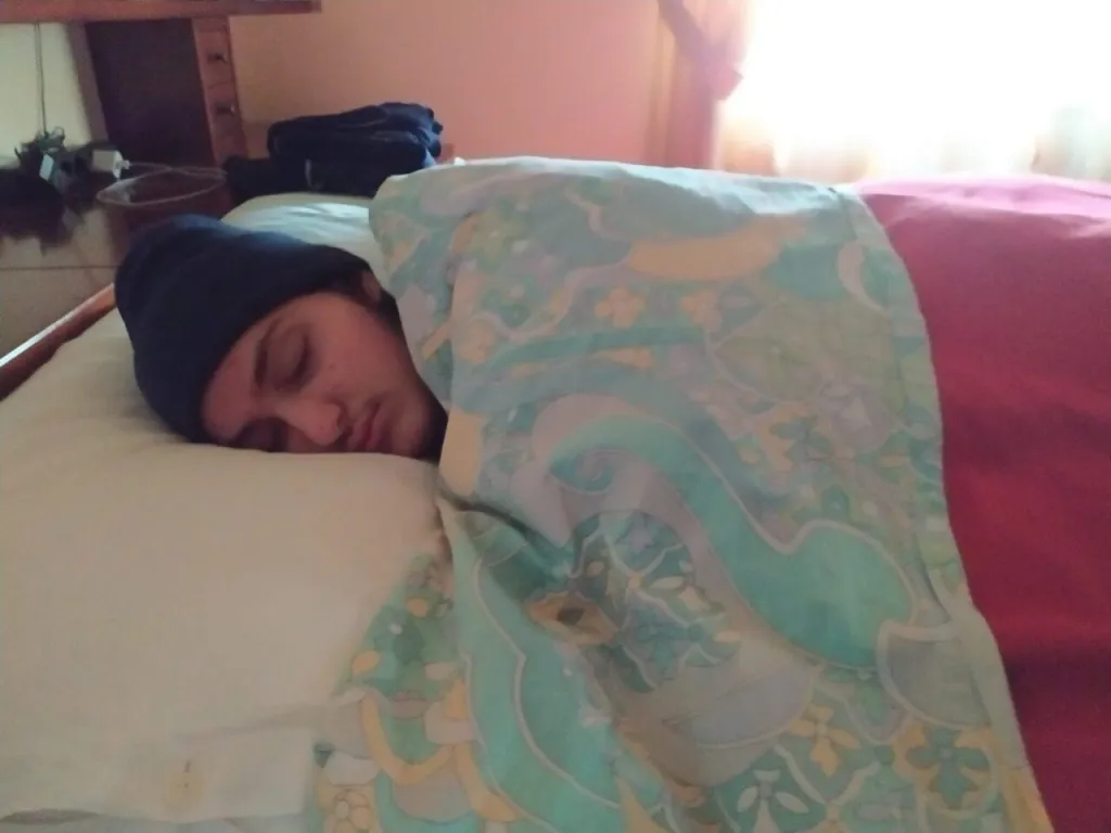 Eugenio dorme nel lettone: Preghierina del 7 dicembre 2022