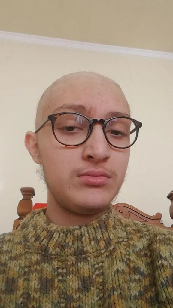 Eugenio selfie serio