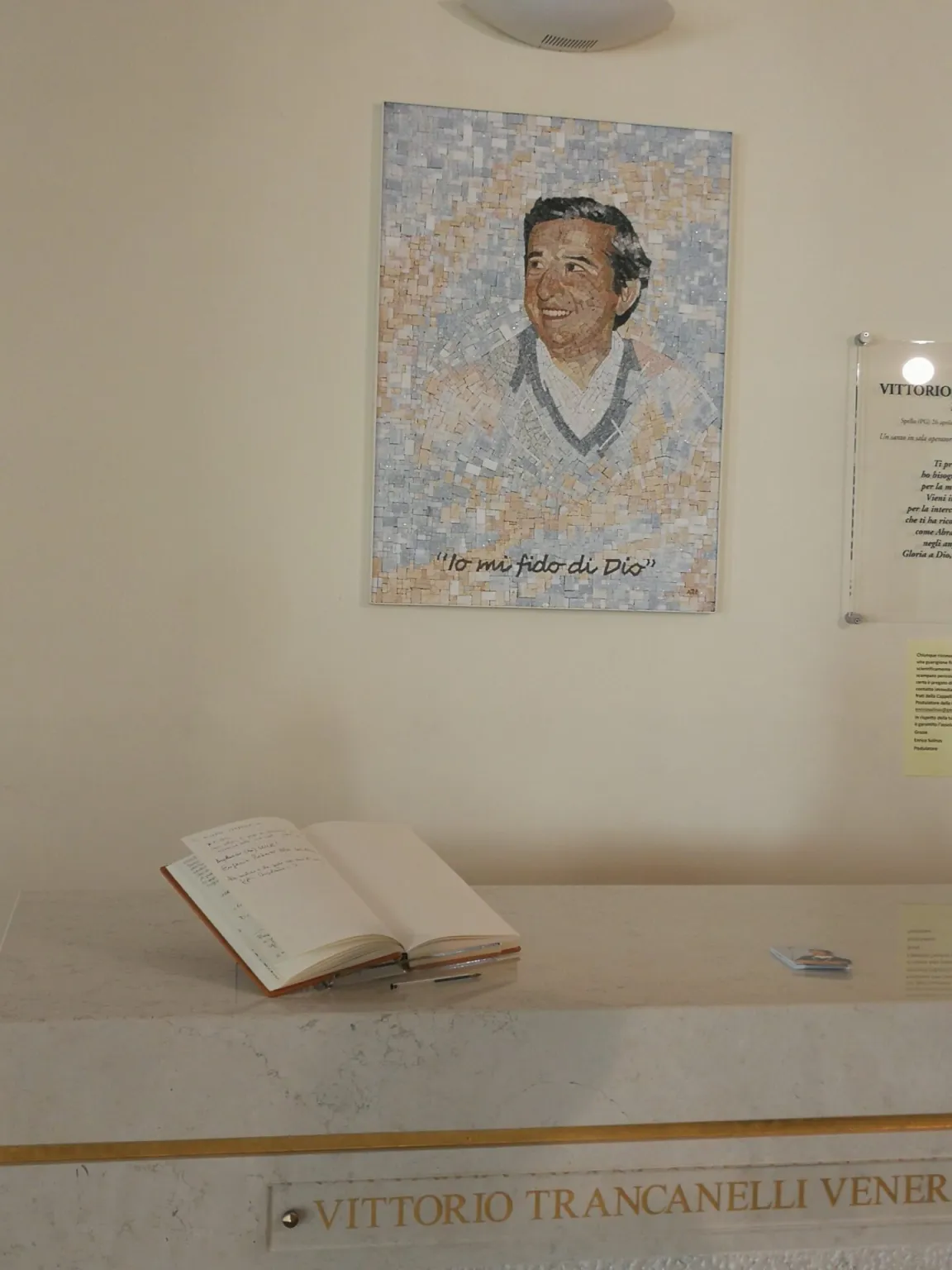 tomba di Vittorio Trancanelli