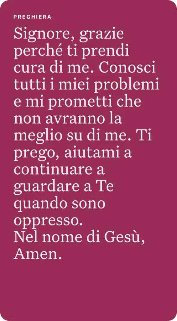 gettato ai suoi piedi