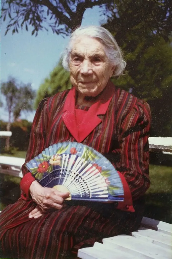 nonna Carmela Corfone