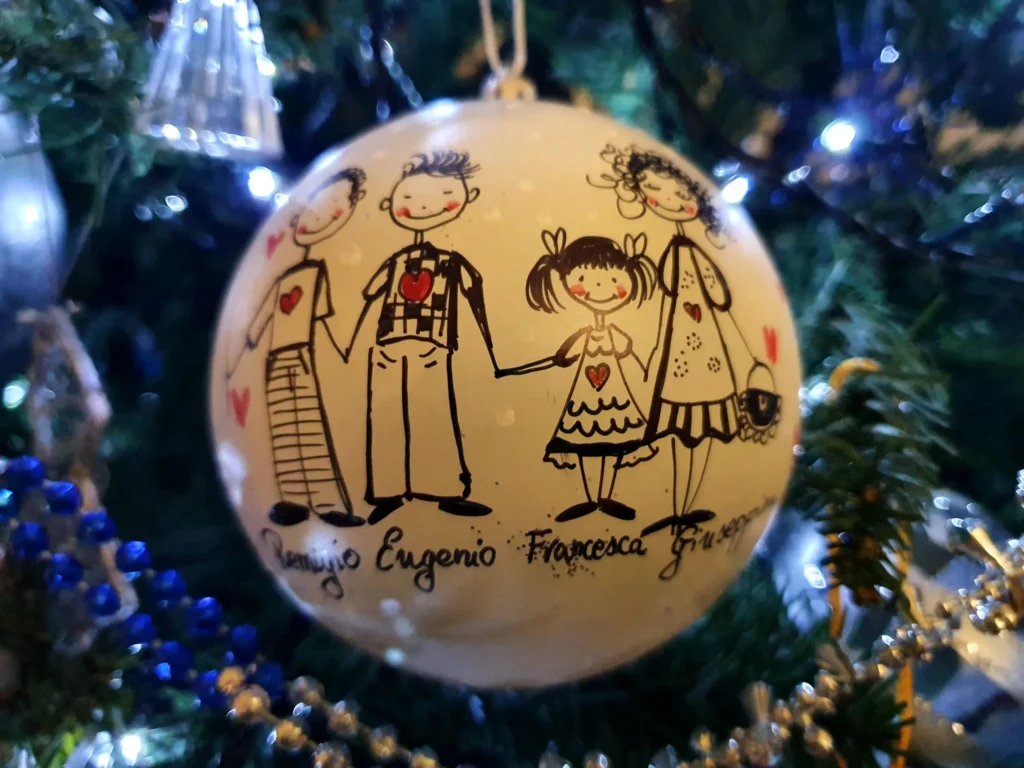 Christmas ornament with the fantastic 4