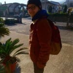 Eugenio con lo zaino pronto per la scuola