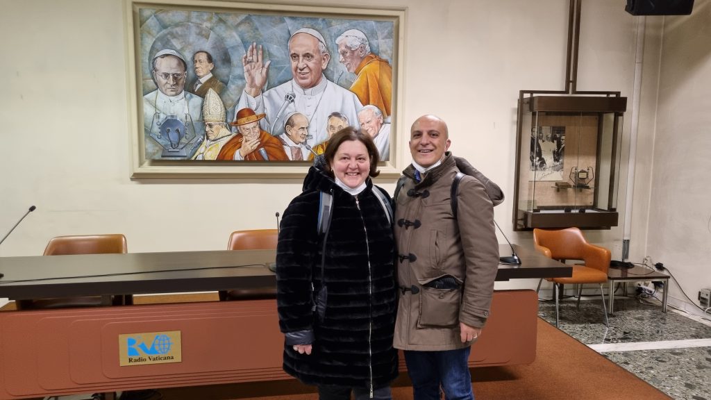 Remigio y Giuseppina en Radio Vaticano