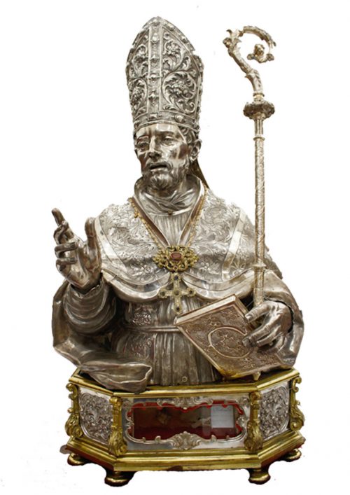 Cattedrale di Caiazzo, busto argenteo di San Ferdinando d’Aragona, opera di Matteo Treglia, 1706. Cattedrale di Caiazzo, busto argenteo di San Ferdinando d'Aragona opera di Matteo Treglia