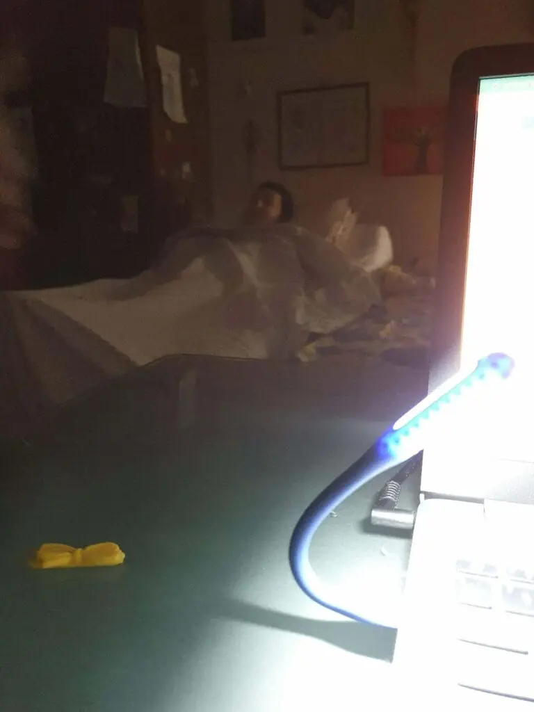 io al pc Eugenio nel lettuccio