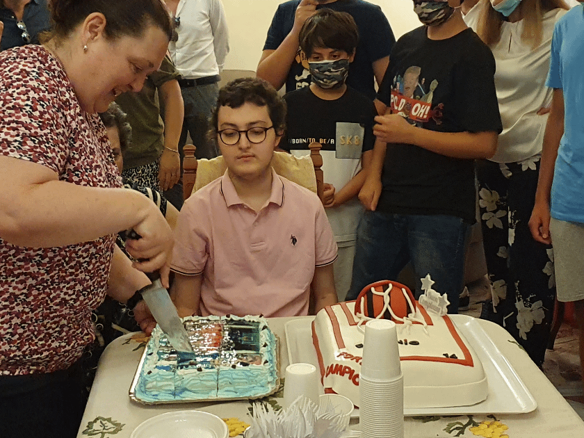 Eugenio's cake cutting